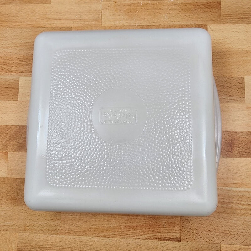 Load image into Gallery viewer, Glassbake Milk White Glass Hunter Currier & Ives J2288 Casserole Baking Pan