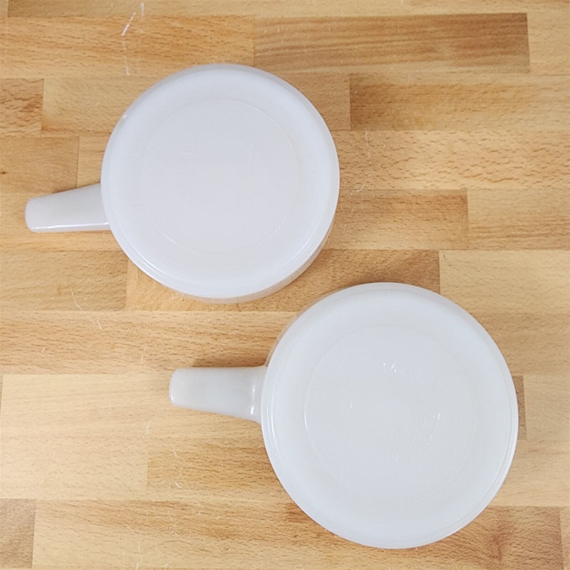Load image into Gallery viewer, Ovenware Casserole Soup Bowls With Handles Set Of 2 J2639 Milk Glass 14 Oz Usa