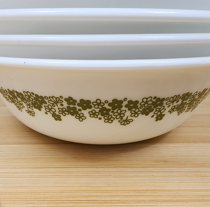 Load image into Gallery viewer, Corelle Corning Spring Blossom Set of 3 Cereal Soup Bowl 6 1/4" 16 cm Floral Rim