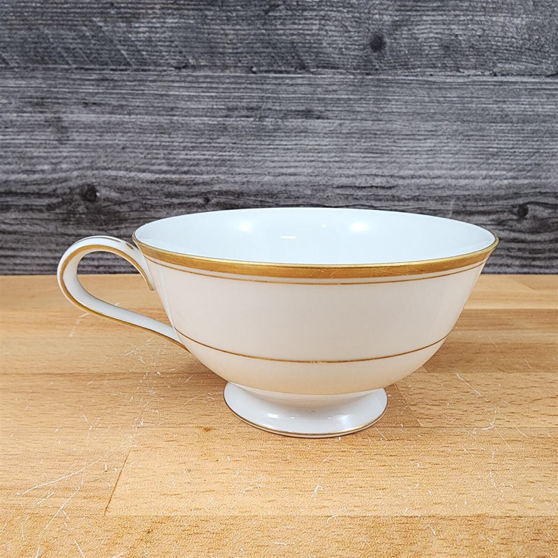 Load image into Gallery viewer, Noritake Goldart 5290 Set of 4 Footed Tea Cups Gold Trim Band Coffee Mug