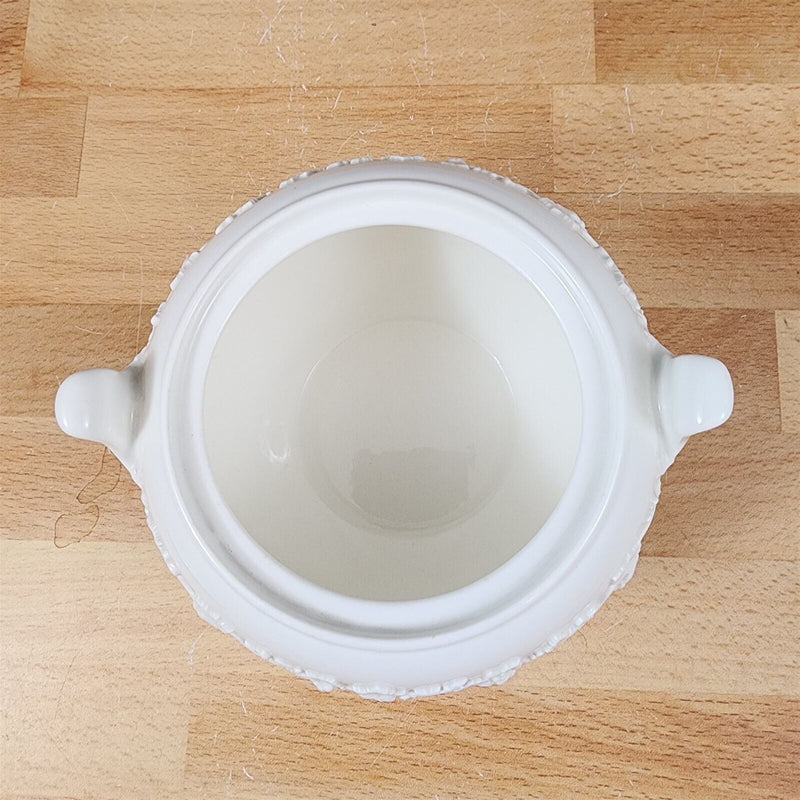 Load image into Gallery viewer, Wedgwood Cream Plain Edge 146 Sugar Bowl Embossed Queens Ware Etruria Barlaston