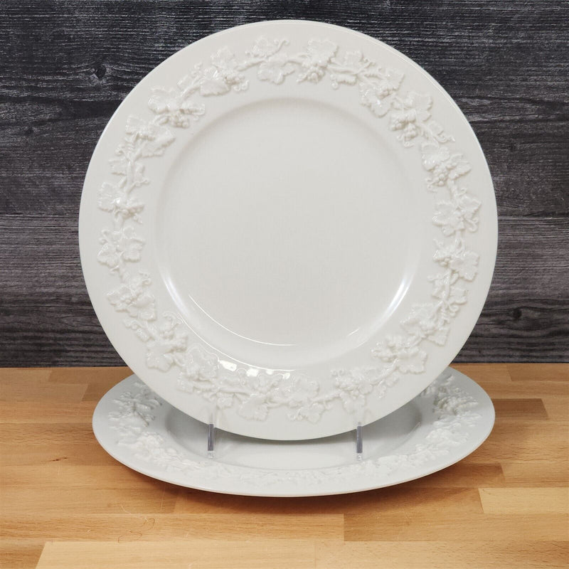 Load image into Gallery viewer, Wedgwood Cream 2 Dinner Plate Set Queens Ware 2" Embossed Rim Etruria Barlaston