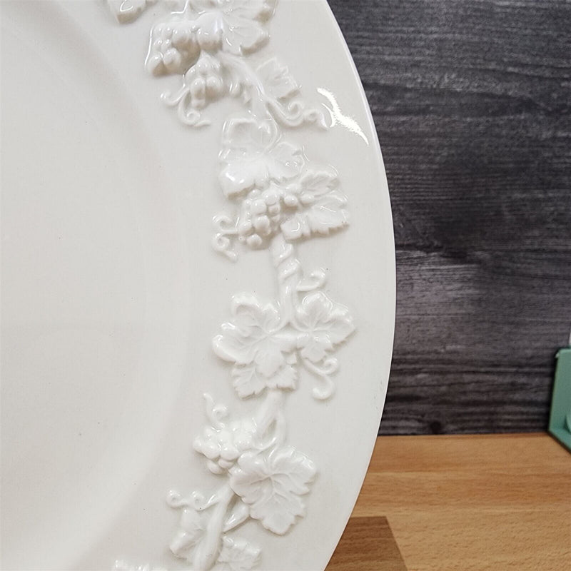 Load image into Gallery viewer, Wedgwood Cream 2 Dinner Plate Set Queens Ware 2" Embossed Rim Etruria Barlaston