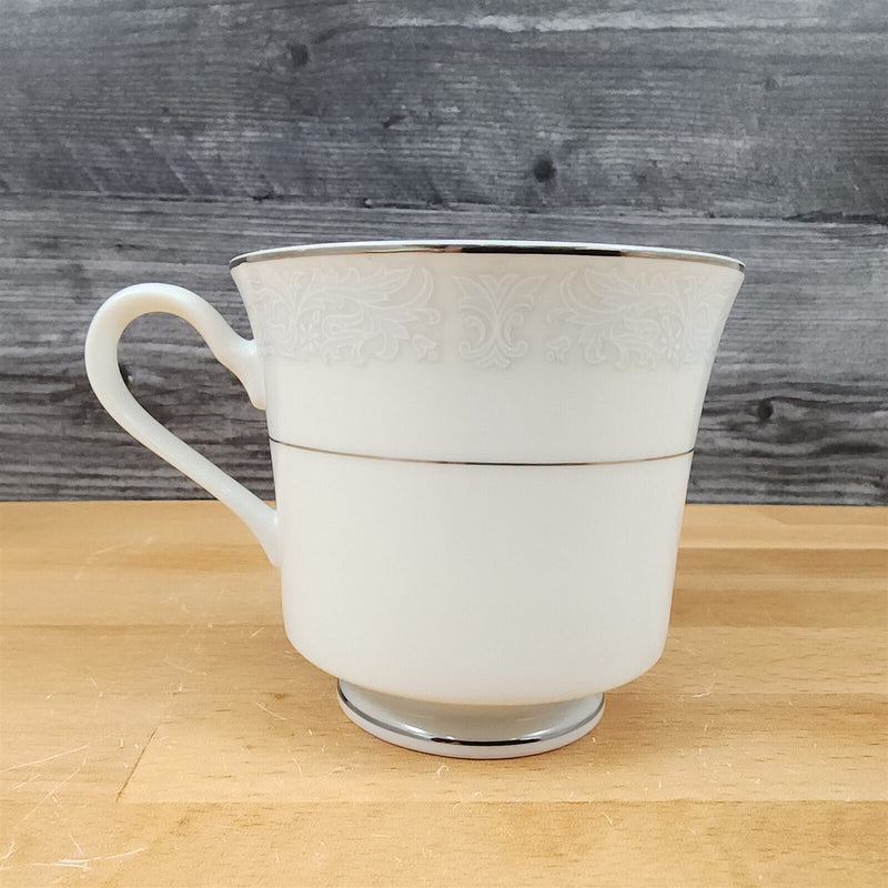 Load image into Gallery viewer, Bluedale 2 Tea Cup & Saucer Set Coffee Mug Ceramic Blue Flowers Fine China Japan