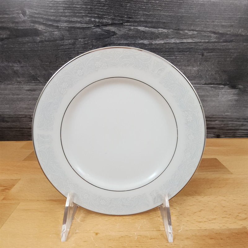 Load image into Gallery viewer, Bluedale Bread & Butter Plate 6 3/8" Blue White Flowers Ceramic Fine China Japan