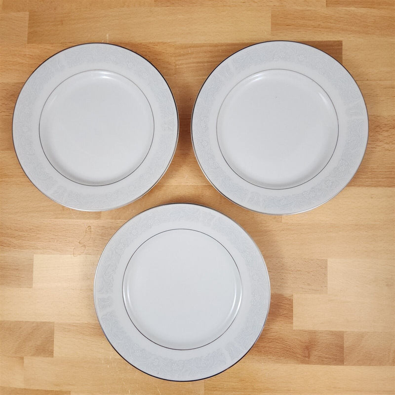 Load image into Gallery viewer, Bluedale 3 Bread & Butter Plate Set Blue White Flowers Ceramic Fine China Japan