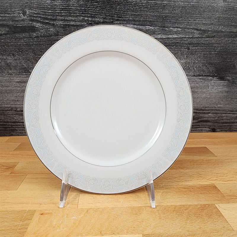 Load image into Gallery viewer, Bluedale Salad Plate by Fine China Japan Blue & White Flowers Ceramic