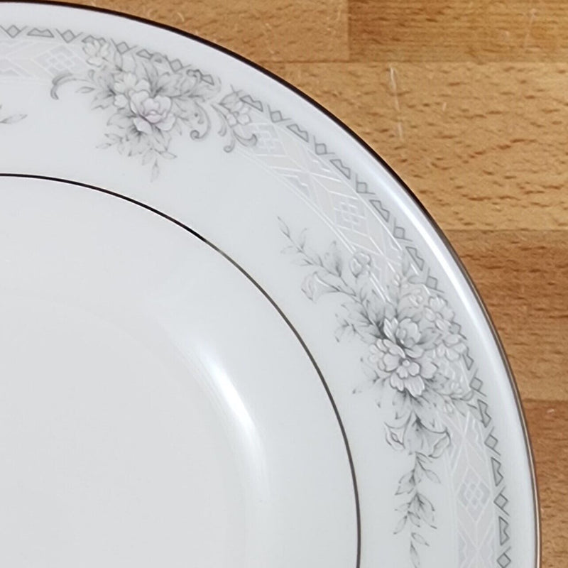 Load image into Gallery viewer, Noritake Legendary Sweet Leilani Soup Cereal Bowl 3482 Coupe 7.5in