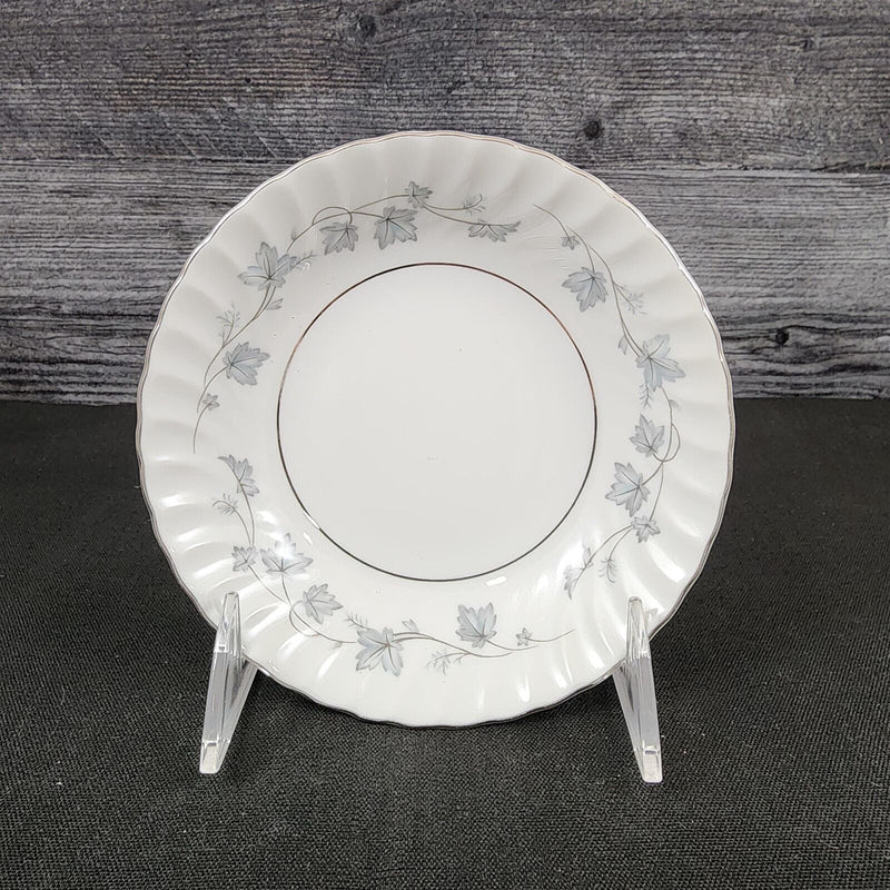 Load image into Gallery viewer, Mikasa Encino Fruit Dessert Sauce Bowl Japan 5 1/2" (14cm) 212 Dishware