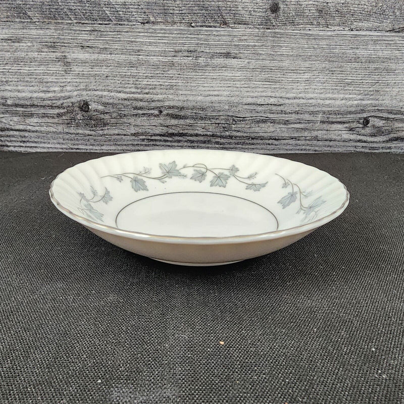 Load image into Gallery viewer, Mikasa Encino Fruit Dessert Sauce Bowl Set of 4 Japan 5 1/2" (14cm) 212 Dishware