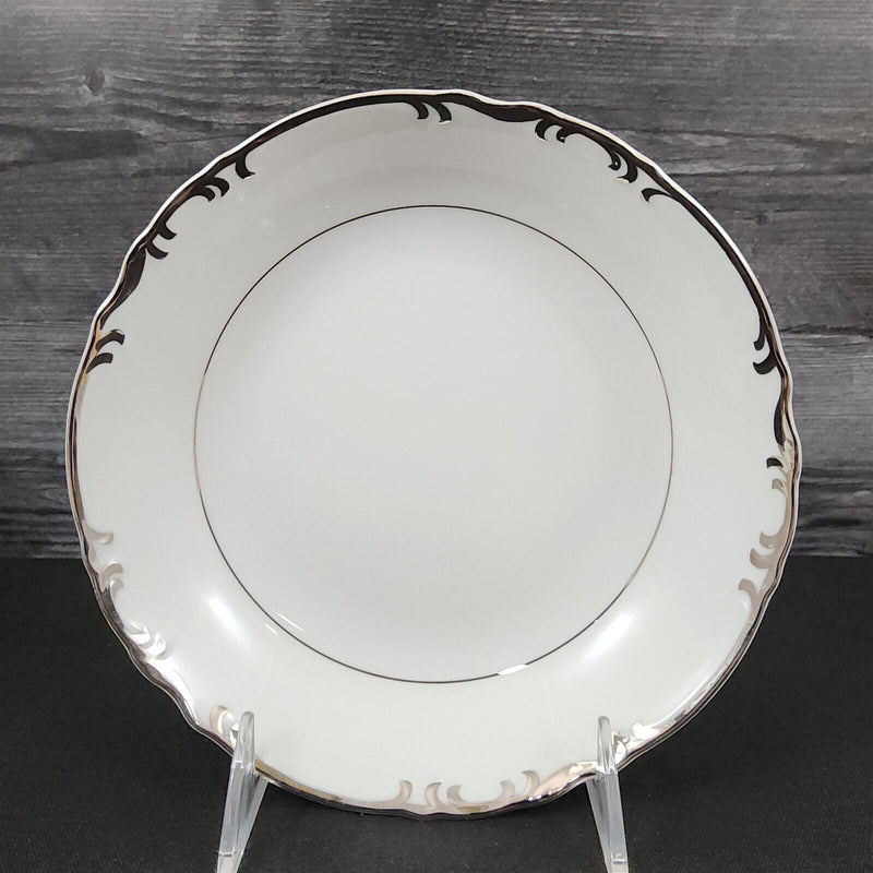 Load image into Gallery viewer, Mikasa Marlboro Soup Coupes Verge Scalloped Platinum Border White Bowl 9267