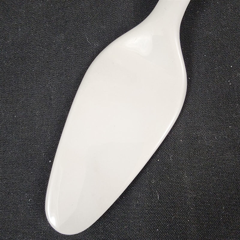 Load image into Gallery viewer, Nikko Cake Pie Server Ceramic Happy Holidays Christmas Tree Stars Presents 10"