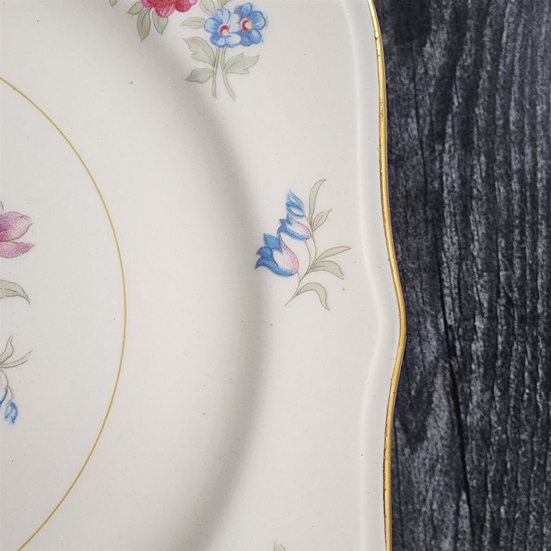 Load image into Gallery viewer, Homer Laughlin Dresden Square Salad 2 Plate Set Eggshell Nautilus Floral 8” USA