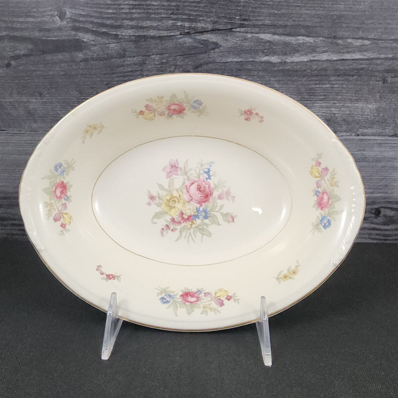 Load image into Gallery viewer, Homer Laughlin Dresden Vegetable Bowl Oval 9 3/8" Eggshell Nautilus Floral USA