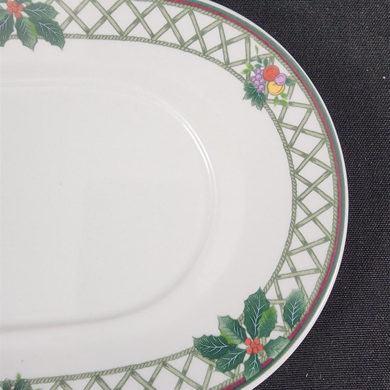Load image into Gallery viewer, Mikasa Christmas Story Gravy Boat & Under Plate White Holiday Dinnerware Decor