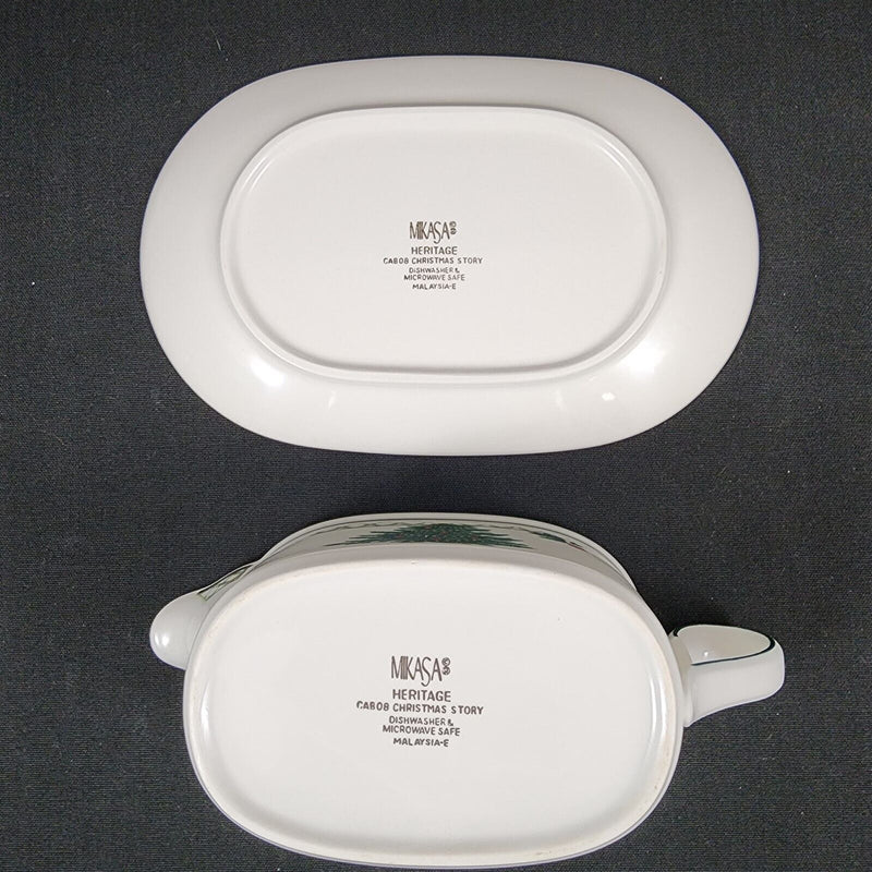 Load image into Gallery viewer, Mikasa Christmas Story Gravy Boat & Under Plate White Holiday Dinnerware Decor