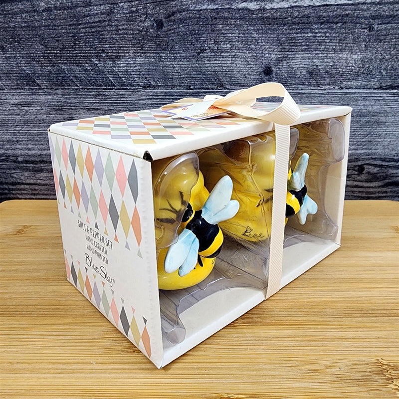 Load image into Gallery viewer, Happy Bumble Bee Hive Salt Pepper Set Collectible Ceramic Blue Sky Clayworks