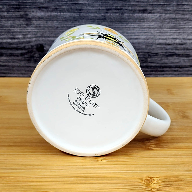 Load image into Gallery viewer, Flower Bumble Bee Coffee Mug Embossed Yellow Ceramic Tea Cup Blue Sky 17oz