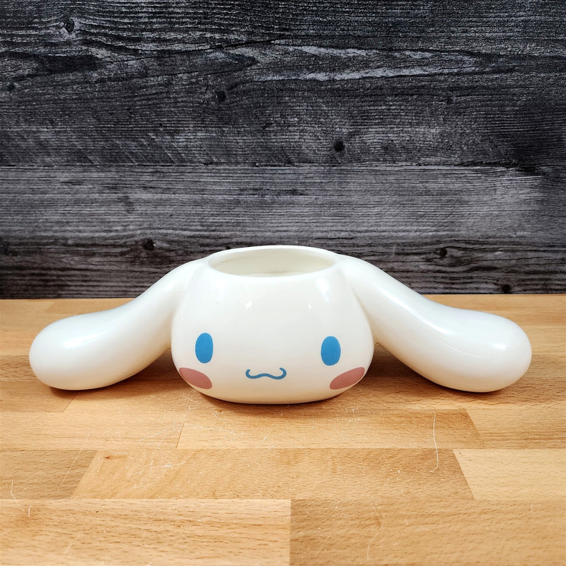 Load image into Gallery viewer, Hello Kitty Cinnamoroll Figural Head Candle Bergamot Berry Fragrance by Blue Sky