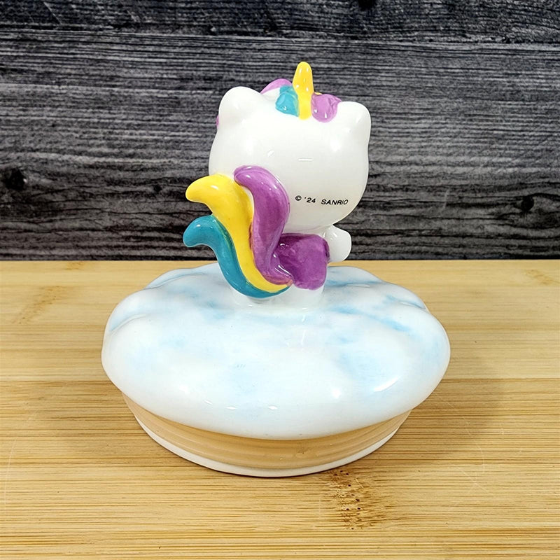 Load image into Gallery viewer, Hello Kitty Lidded Glass Candle Cotton Candy Fluff Fragrance by Blue Sky