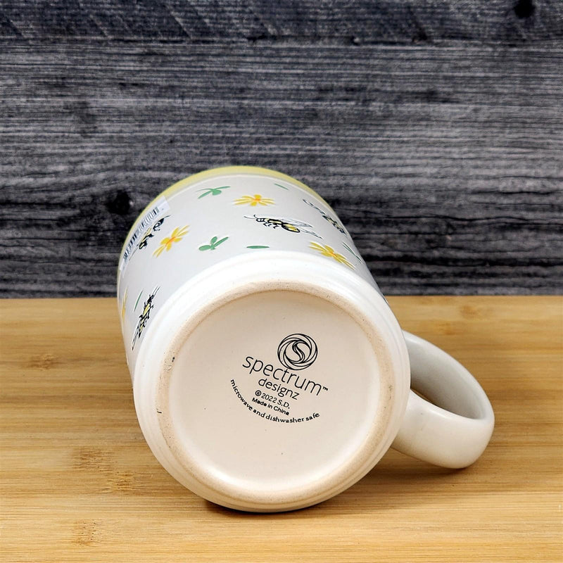 Load image into Gallery viewer, Be Unique Saying Coffee Mug 18oz Bee Themed Embossed Ceramic Tea Cup Blue Sky