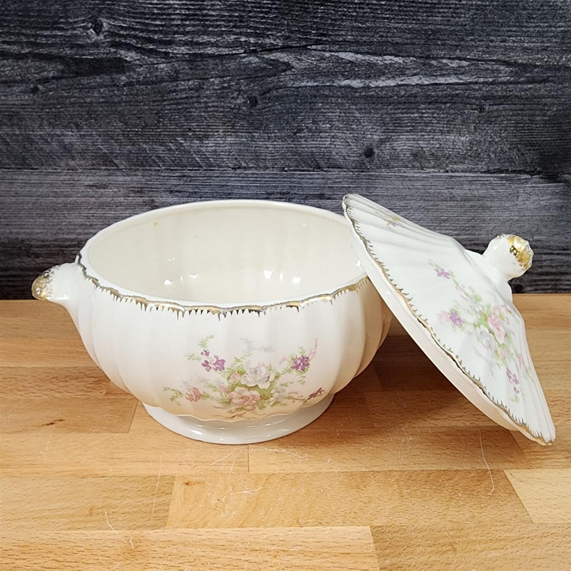 Load image into Gallery viewer, Limoges Floral Vegetable Bowl & Lid La France USA 22 K Gold Scalloped Edge Trim