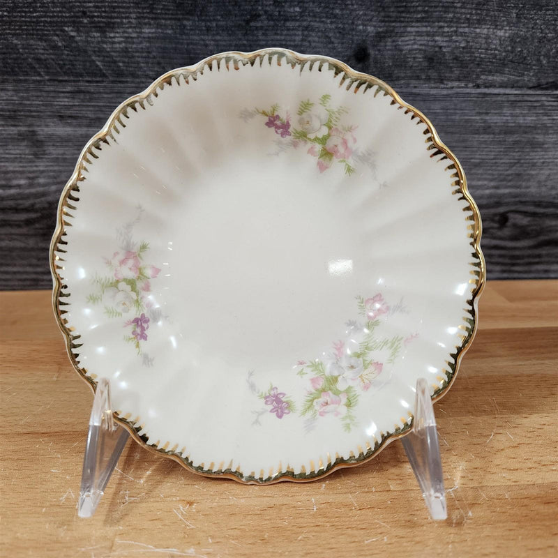 Load image into Gallery viewer, Limoges Floral Sauce Bowls Set of 4 La France USA 22 K Gold Scalloped Edge Trim