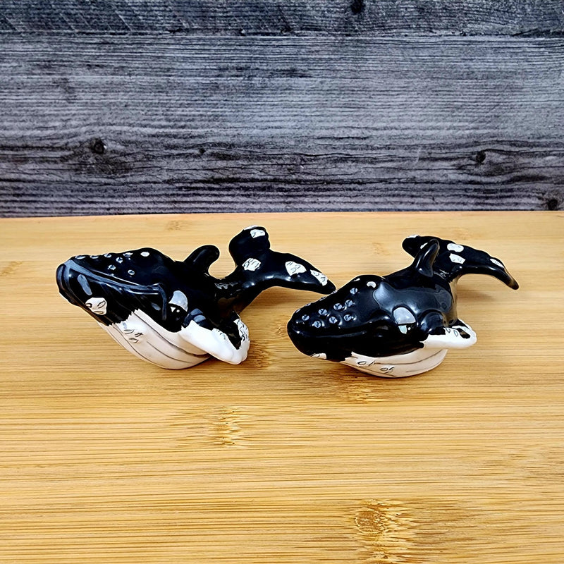 Load image into Gallery viewer, Binda Humpback Whale Salt Pepper Set Ceramic Collectible Black by Blue Sky