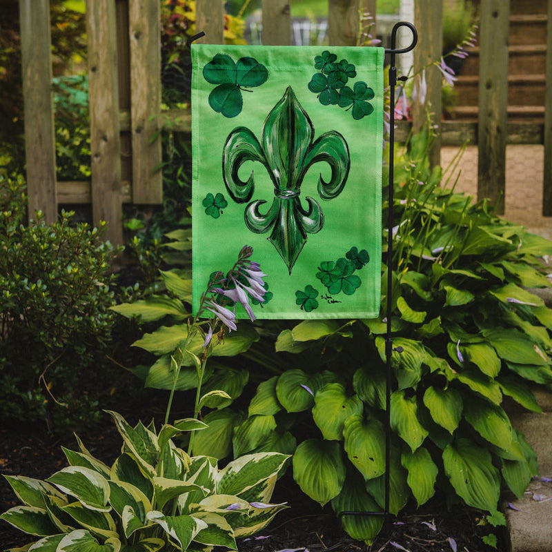 Load image into Gallery viewer, St Patrick's Day Fleur de lis Garden Flag – Decorative Outdoor Yard Flag