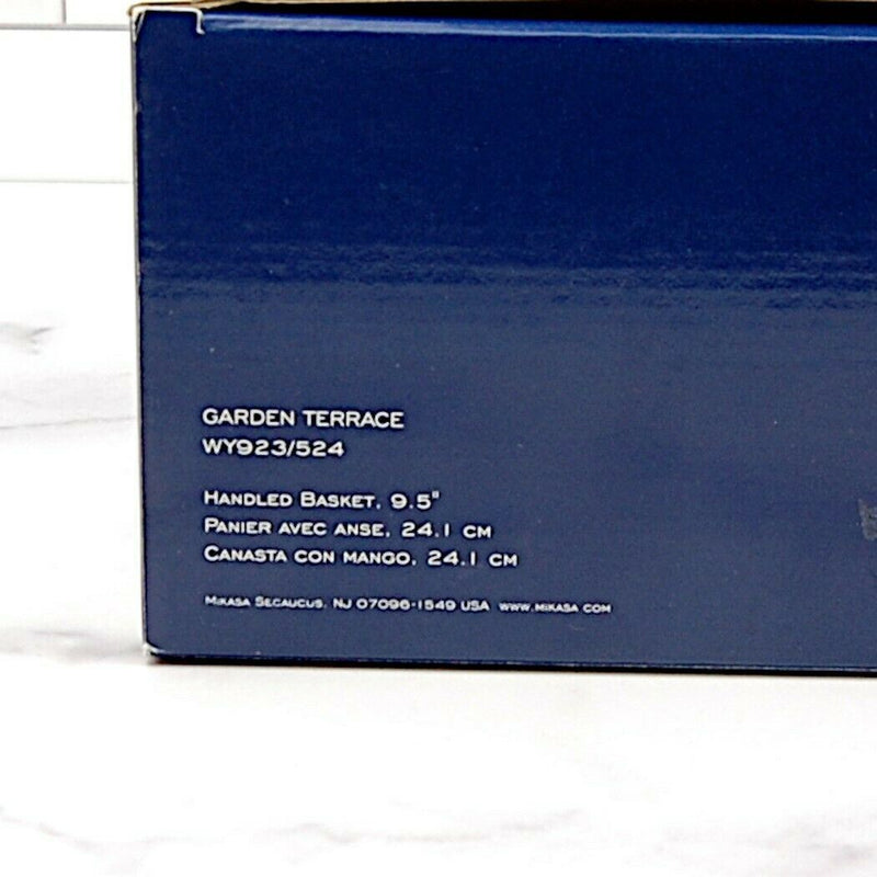 Load image into Gallery viewer, Mikasa Garden Terrace Crystal Handled Basket 9.5 inches 24 cm