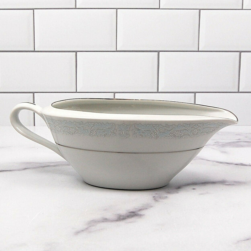 Load image into Gallery viewer, Bluedale by Fine China of Japan Gravy Boat and Plate Set Dinnerware 3074