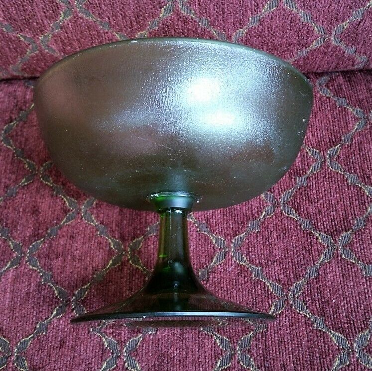 Load image into Gallery viewer, Frosted Green Plastic Pedestal Sherbet Bowl (Set of 6)