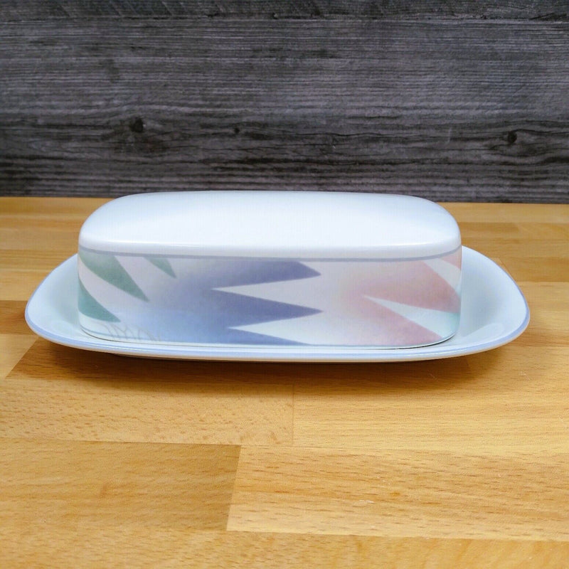 Load image into Gallery viewer, Mikasa Intaglio Fantazz ¼ lb Butter Dish CAC64 Dinnerware John Bergen