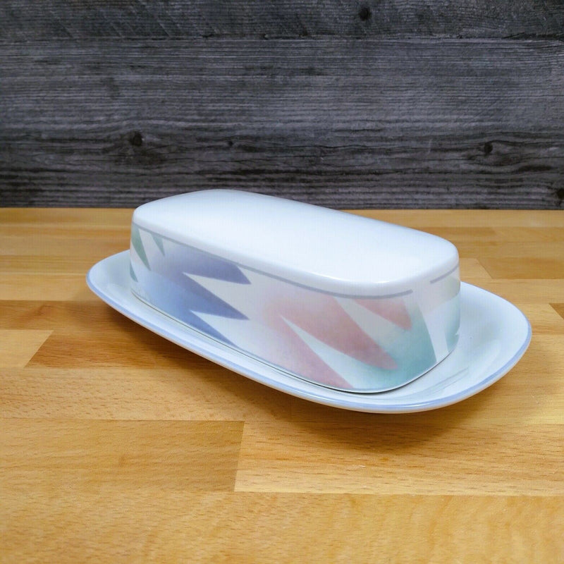 Load image into Gallery viewer, Mikasa Intaglio Fantazz ¼ lb Butter Dish CAC64 Dinnerware John Bergen