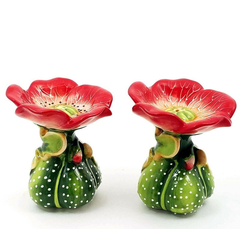 Load image into Gallery viewer, Salt Pepper Set Red Poppy Flowers Collectible Decorative Heather Goldminc New