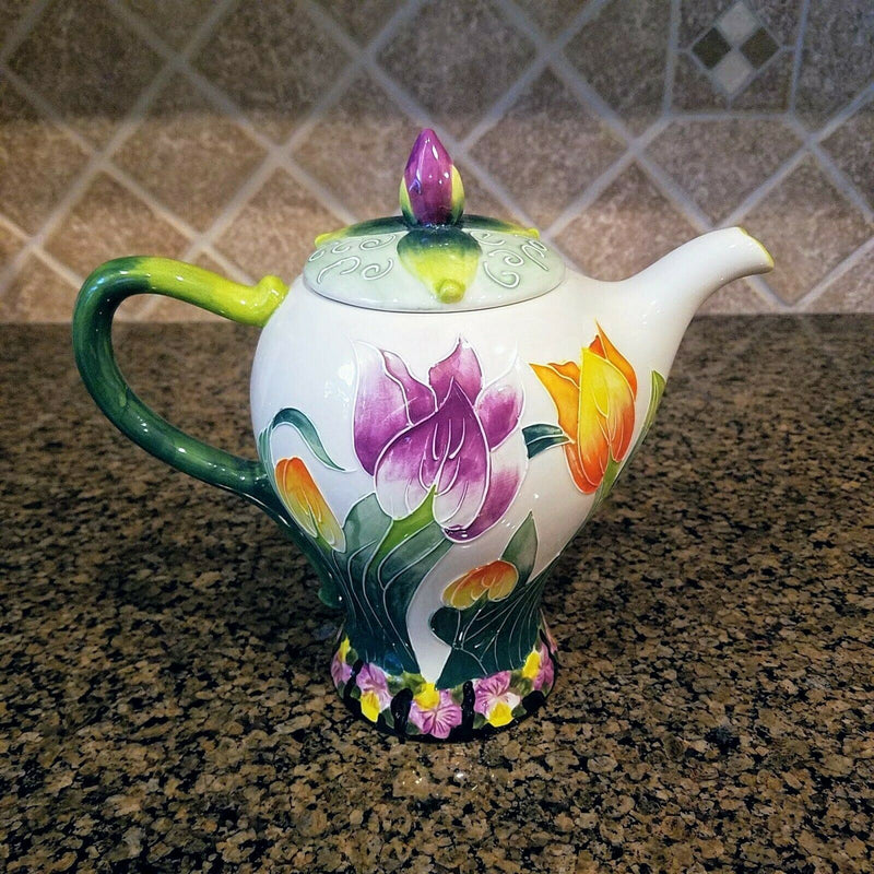 Load image into Gallery viewer, Tulip Teapot Ceramics Flower Collectable Tea Pot by Blue Sky Heather Goldminc