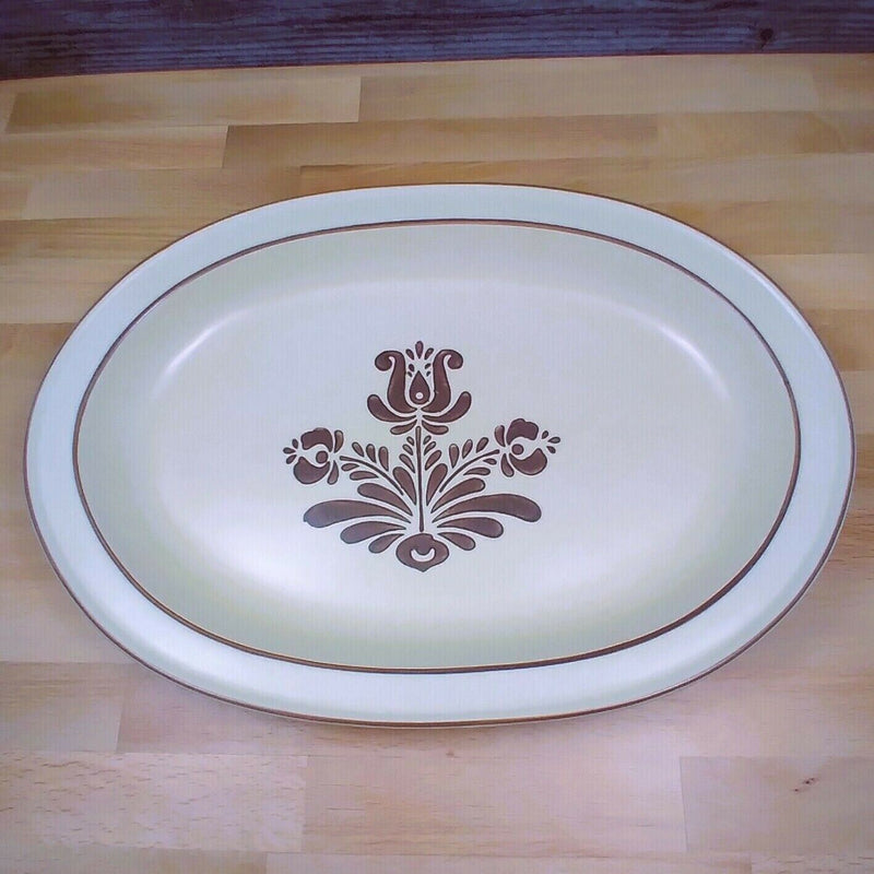 Load image into Gallery viewer, Pfaltzgraff Village 14 Inch Oval Serving Platter 6-16 USA Castle stamp