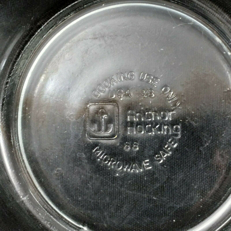 Load image into Gallery viewer, Anchor Hocking Clear Glass 2 Quart Measuring Batter Bowl