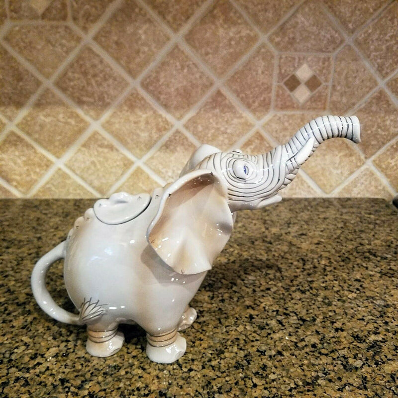 Load image into Gallery viewer, Elephant Teapot Ceramic Blue Sky Heather Goldminc Kitchen Decor