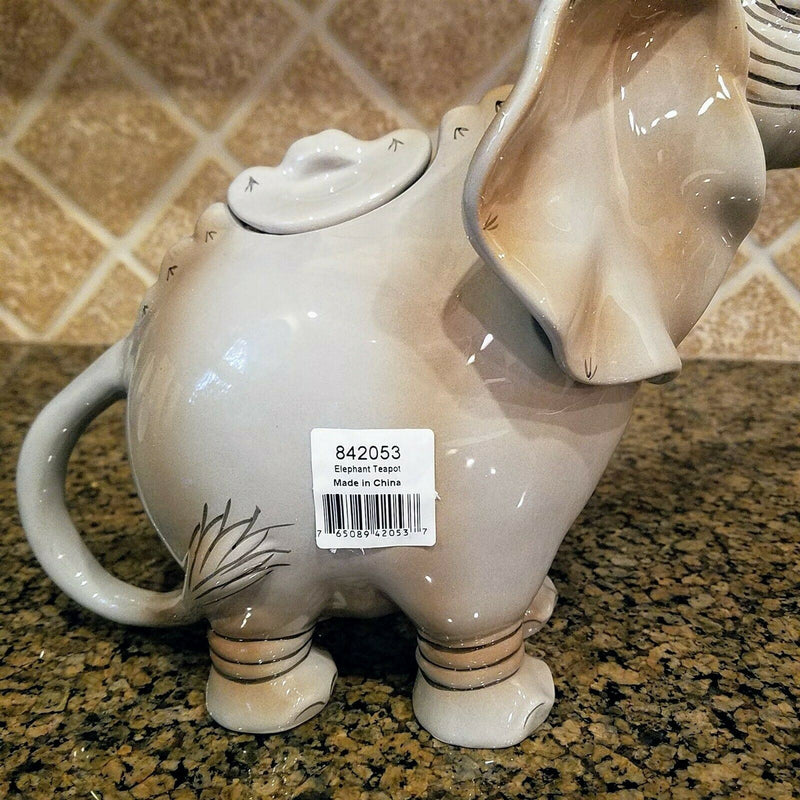 Load image into Gallery viewer, Elephant Teapot Ceramic Blue Sky Heather Goldminc Kitchen Decor