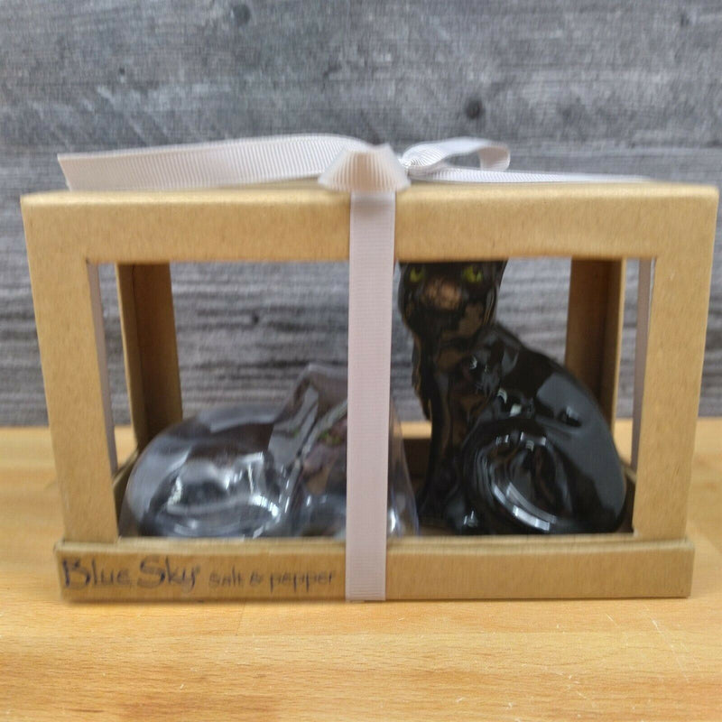 Load image into Gallery viewer, Black Cat Salt Pepper Set Collectible by Blue Sky Clayworks