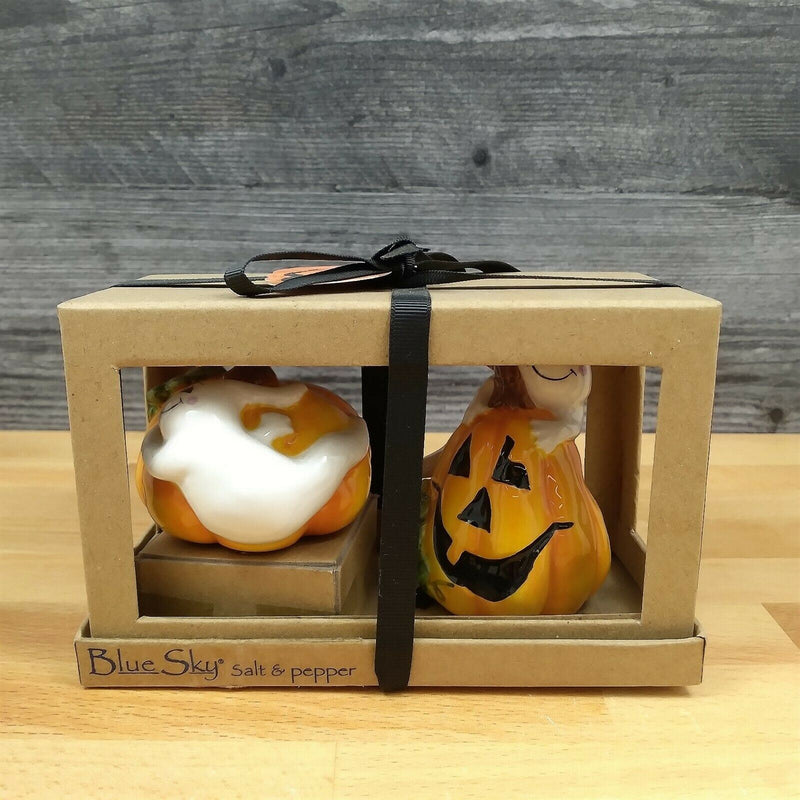 Load image into Gallery viewer, Halloween Pumpkins & Ghosts Salt Pepper Set Collectible by Blue Sky Clayworks