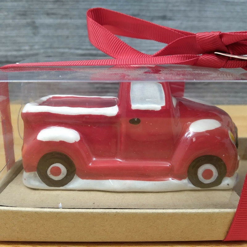 Load image into Gallery viewer, Retro Camper Holiday Design Salt Pepper Set Collectible by Blue Sky Clayworks
