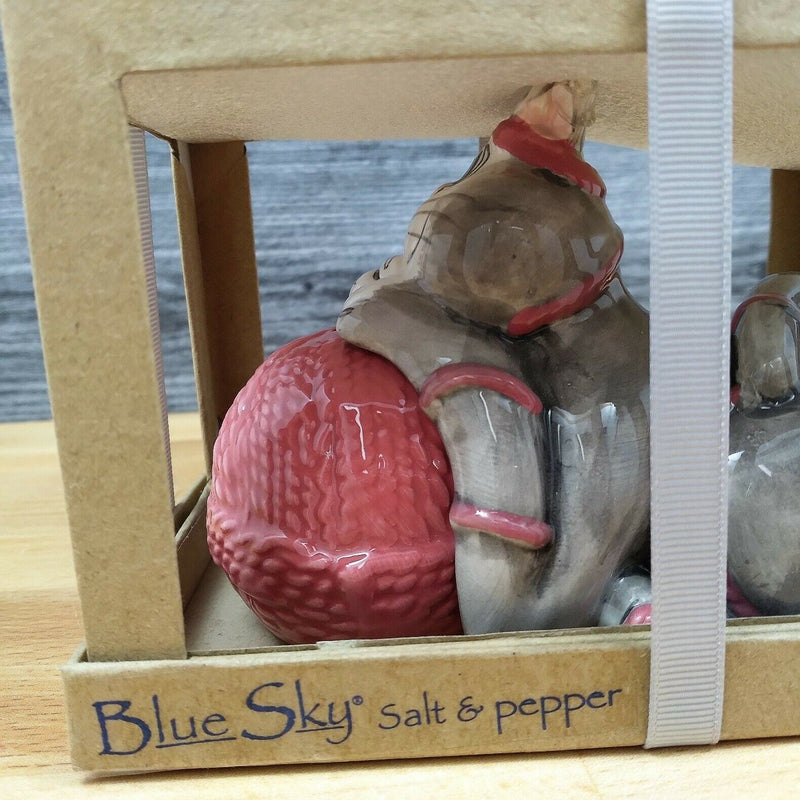 Load image into Gallery viewer, Kitten with Yarn Design Salt Pepper Set Collectible by Blue Sky Clayworks