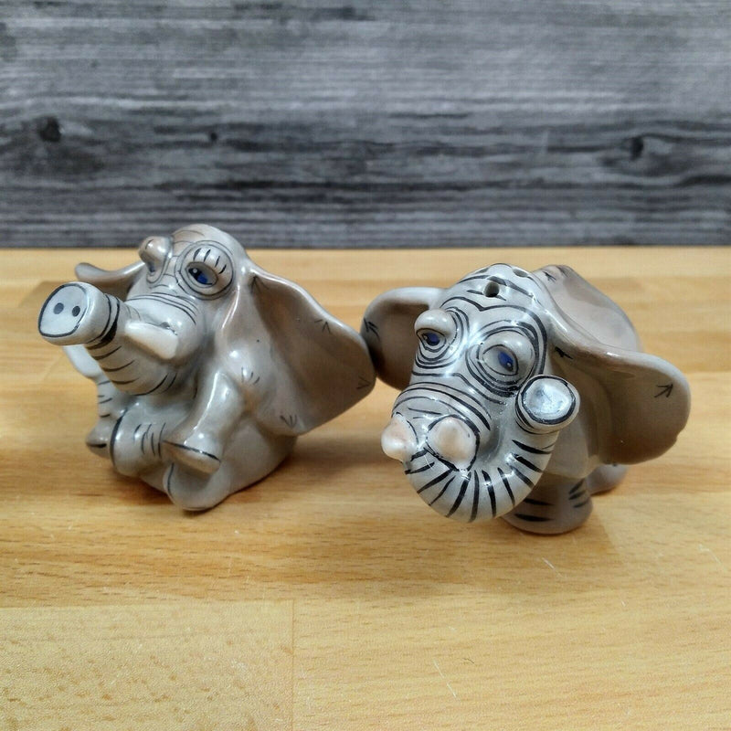 Load image into Gallery viewer, Elephants Salt and Pepper Set Collectible by Blue Sky Clayworks