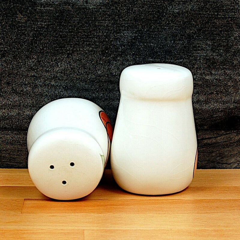 Load image into Gallery viewer, Red Cherry Salt and Pepper Shakers