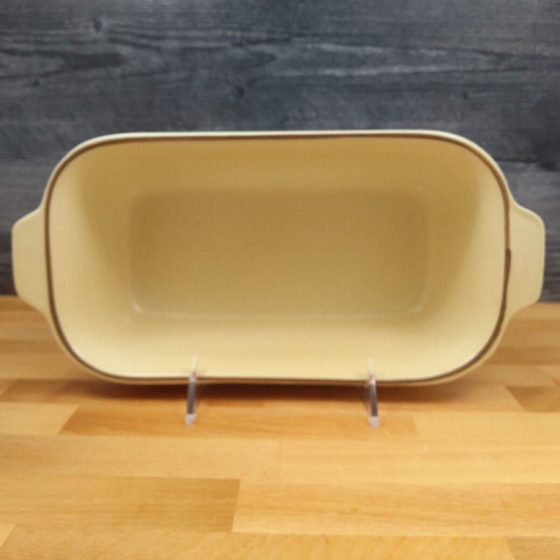 Load image into Gallery viewer, Pfaltzgraff Village Baking Loaf Pan Tan Brown Castle Mark 2 QT USA Made 235