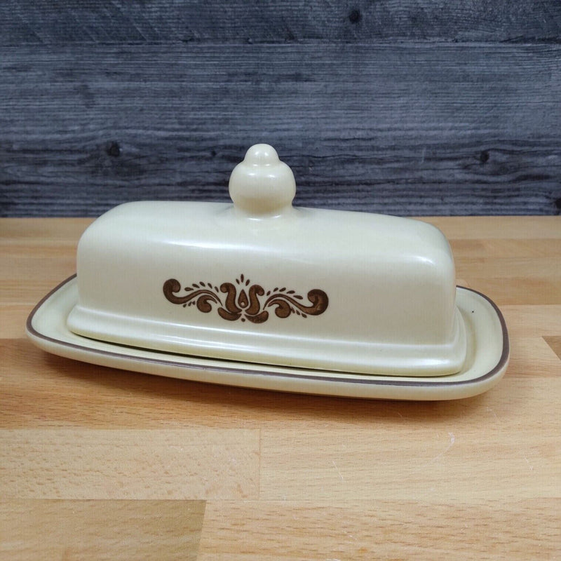 Load image into Gallery viewer, Pfaltzgraff Village Covered Butter Dish 6-28 1970's USA Castle Stamp