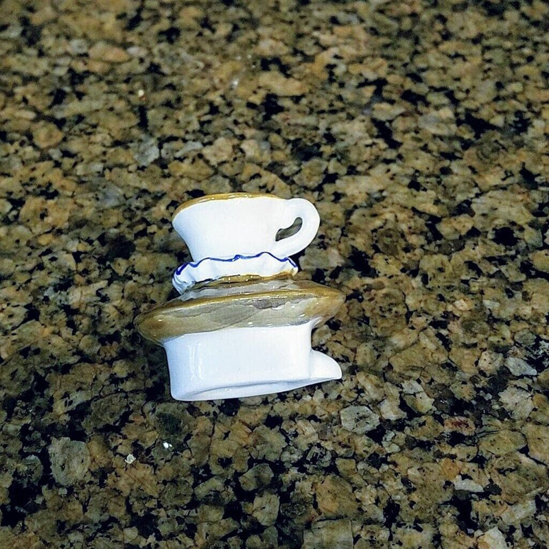 Load image into Gallery viewer, Tea with Diddy Teapot Chihuahua Dog Ceramics Tea Pot Blue Sky Heather Goldminc