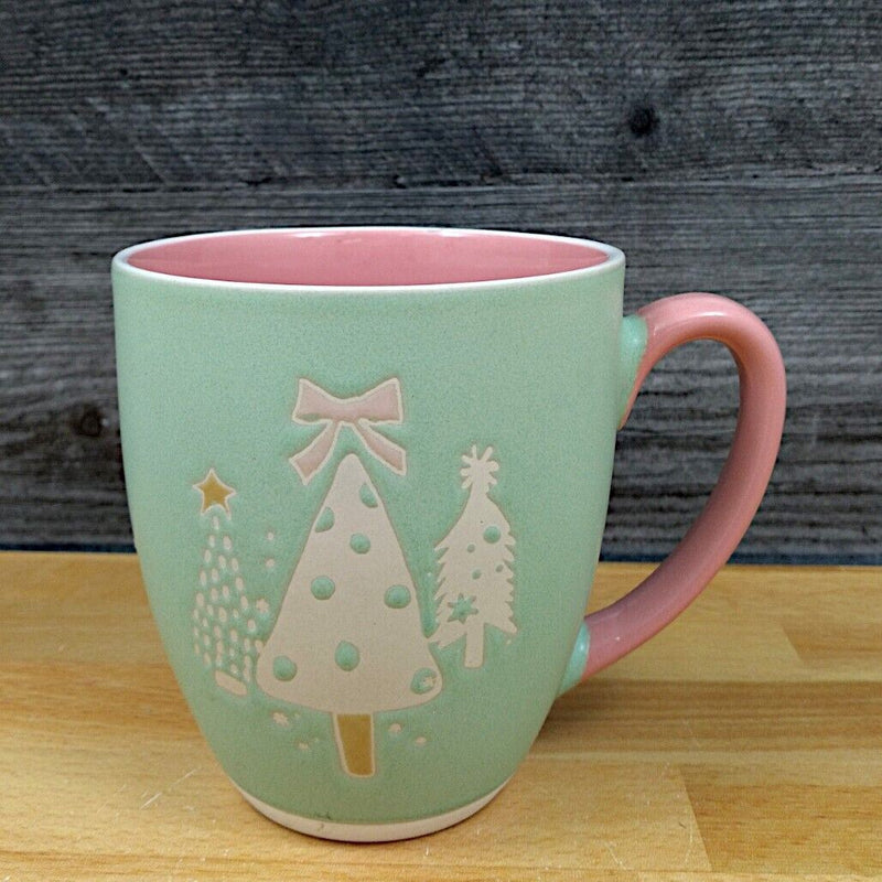Load image into Gallery viewer, Christmas Tree Holiday Coffee Mug Pink 17oz (455ml) Embossed Cup Blue Sky